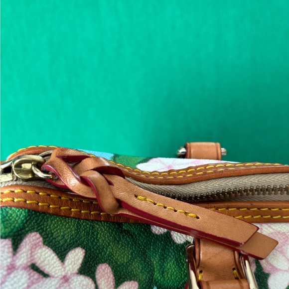 Dooney & Bourke Purse Hydrangea floral satchel crossbody leather - Picture 6 of 12